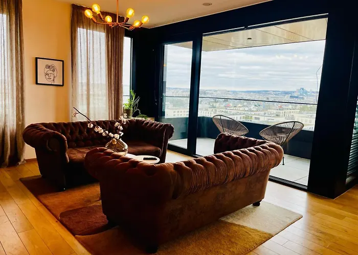 Elegant Escape Pool & Sauna